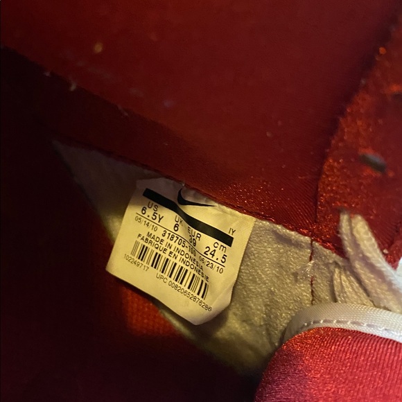 Nike High Tops Red White Black - Picture 7 of 7